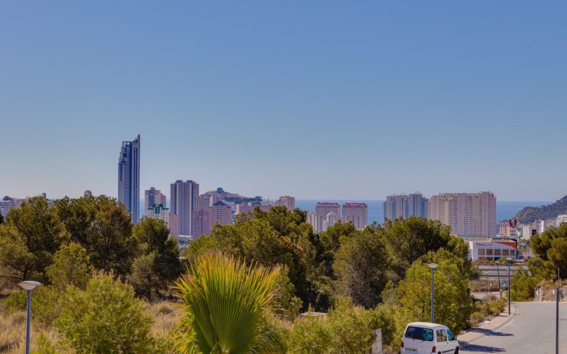 Роскошные виллы в Финестрате с террасой и частным бассейном