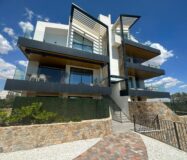 Новая квартира в Лас Колинас с террасой и видом на гольф