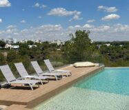 Новая квартира в Лас Колинас с террасой и видом на гольф