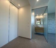 Новая квартира в Лас Колинас с террасой и видом на гольф