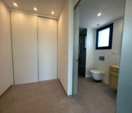 Новая квартира в Лас Колинас с террасой и видом на гольф