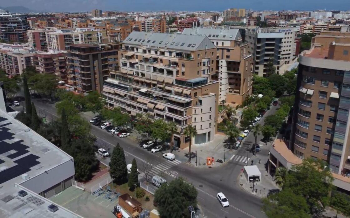 Апартаменты 161 кв.м с террасой в Валенсии, Campanar