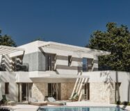 Виллы с террасами и видом на море в Сьерра-Кортине 262 кв.м