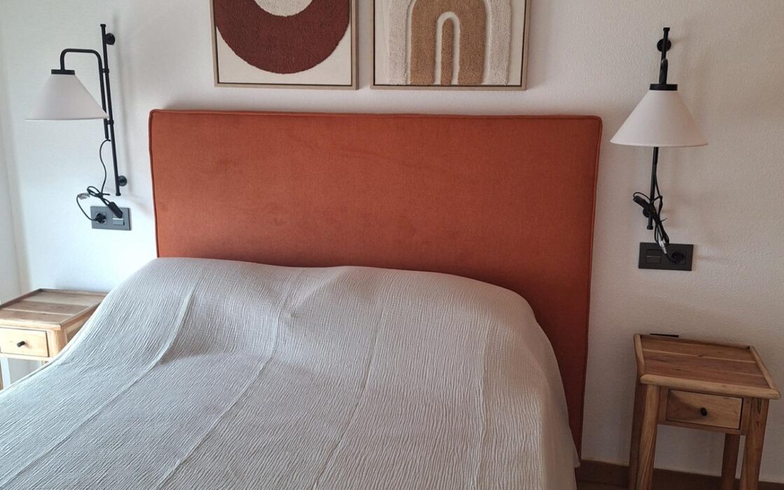 Простора квартира в Вільянуева-дель-Ріо-Сегура з терасою