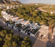 Дома с бассейном в Сьерра-Кортина 150 кв.м 3 спальни