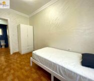 Квартира в Аликанте с 3 спальнями и балконом 62 кв.м