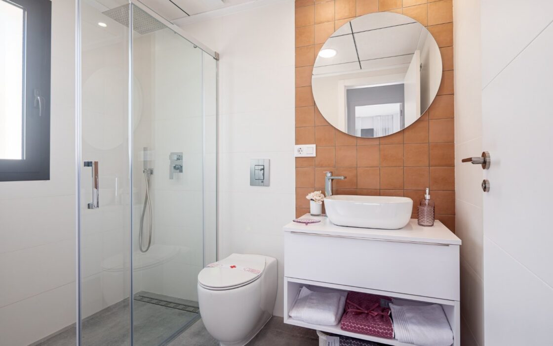 Новые виллы в Ориуэла-Коста с частным садом и бассейном