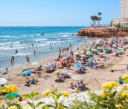 Новые виллы в Ориуэла-Коста с частным садом и бассейном