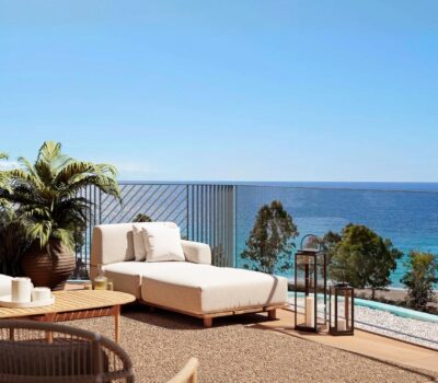 Нові будинки біля моря у Вільяхойоса з видом та терасами