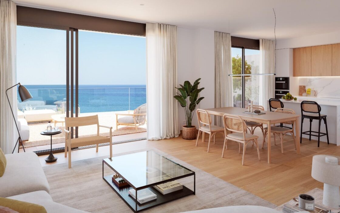 Нові будинки біля моря у Вільяхойоса з видом та терасами