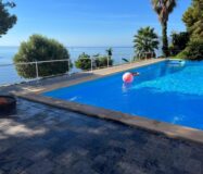 Вилла у моря в Альтее 497 кв.м з 3 спальнями та терасою