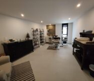 Простора вілла 611 кв.м у Фінестраті з басейном