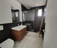 Простора вілла 611 кв.м у Фінестраті з басейном