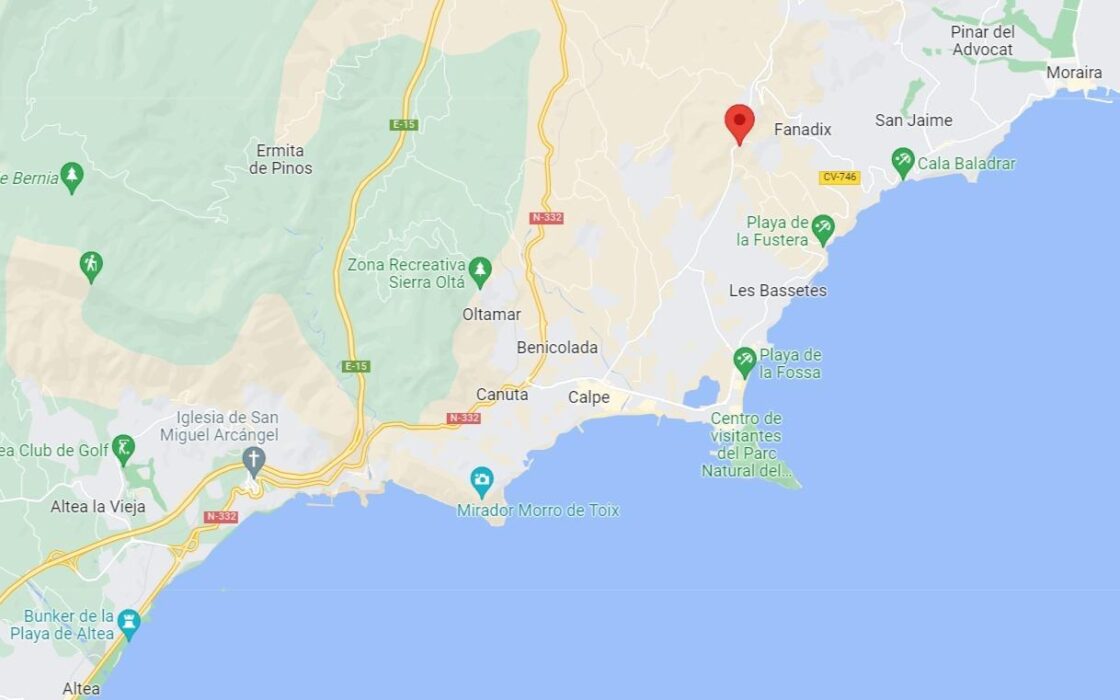 Вілла з басейном у Бениссі, 4 спальні, вид на море