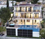 Вилла в Альтее с прекрасным видом на море и горы 351 кв.м