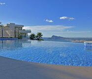 Вилла в Альтее с прекрасным видом на море и горы 351 кв.м