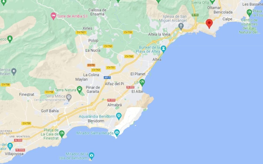 Сучасна вілла з басейном у Кальпе 167 кв.м 3 спальні