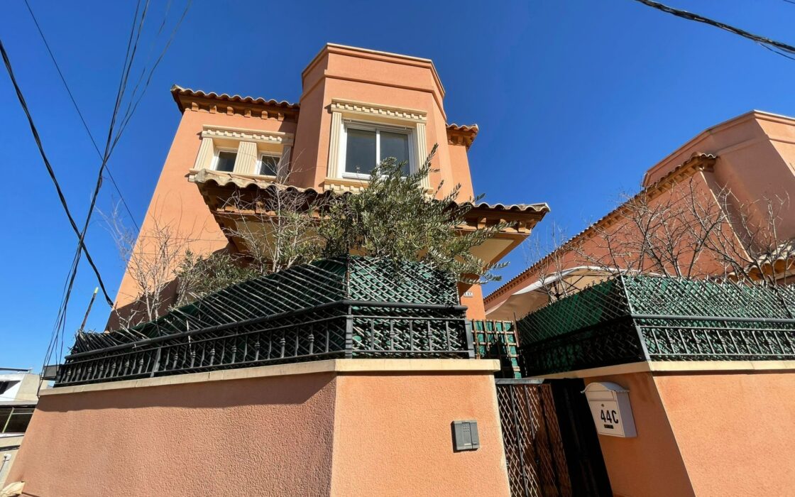 Дом в Bigastro 272 кв.м, новый 2016 года постройки