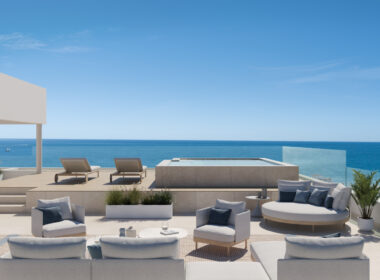 Стильная двухэтажная квартира в Эстепоне, 181 кв.м, терраса