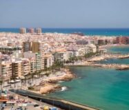 Новые виллы в Торревьехе у моря, 3 спальни, 185 кв.м.