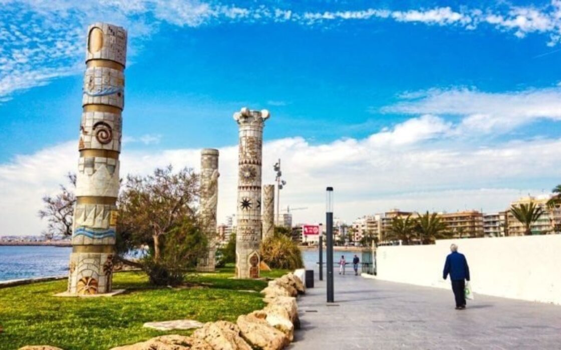 Новые виллы в Торревьехе у моря, 3 спальни, 185 кв.м.