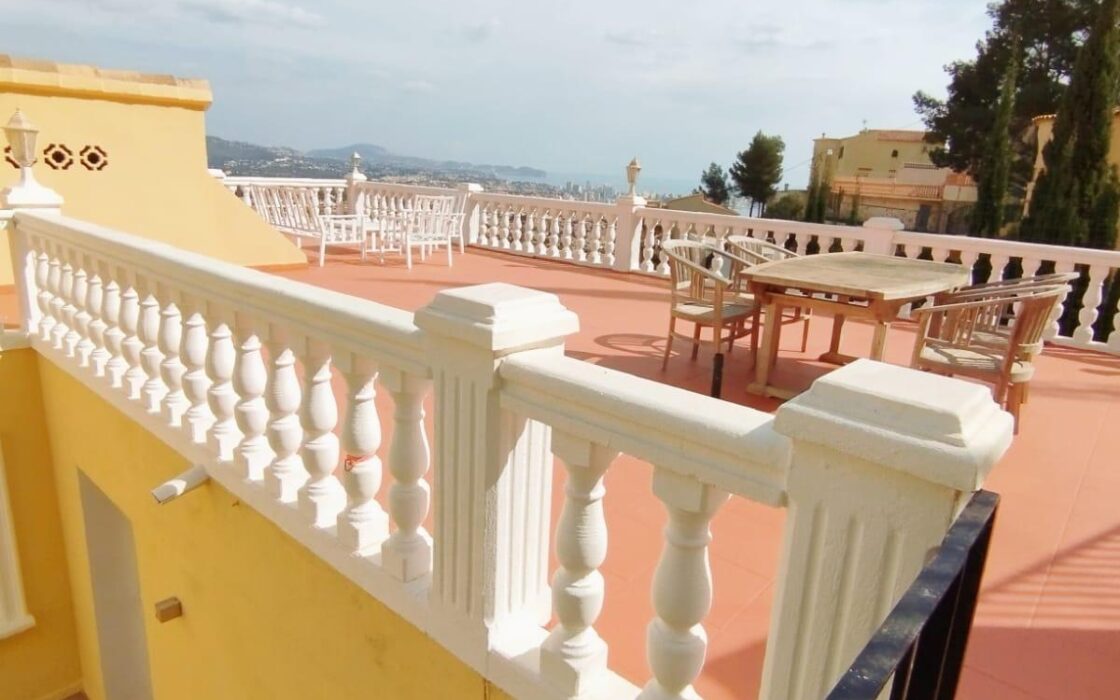 Вилла в Кальпе 476 кв.м з панорамним видом на море