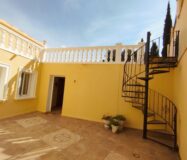 Вилла в Кальпе 476 кв.м з панорамним видом на море