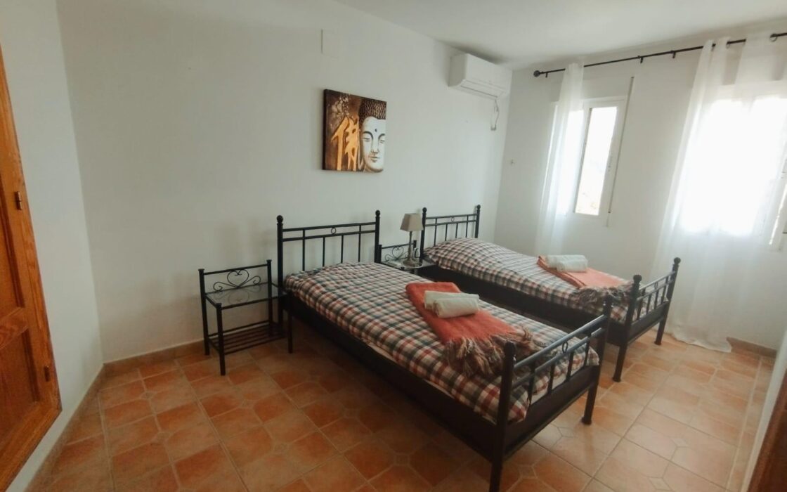 Вилла в Кальпе 476 кв.м з панорамним видом на море