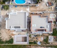 Вилла в Торревьехе 265 кв.м с бассейном у моря 2023 года