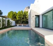 Вилла в Полопе 294 кв.м с террасой и видом на море