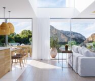 Вилла в Полопе 294 кв.м с террасой и видом на море