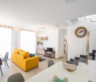 Вилла с 3 спальнями и бассейном в Лос-Монтесиносе 105 кв.м