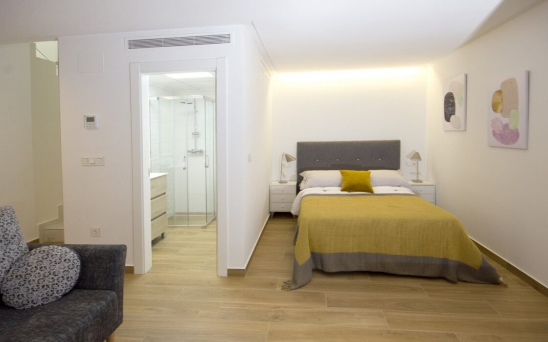 Новые виллы в Сьюдад-Кесада с видом и террасой 170 кв.м