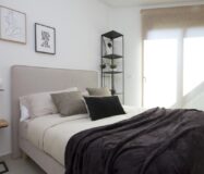 Новые виллы в Сьюдад-Кесада с видом и террасой 170 кв.м