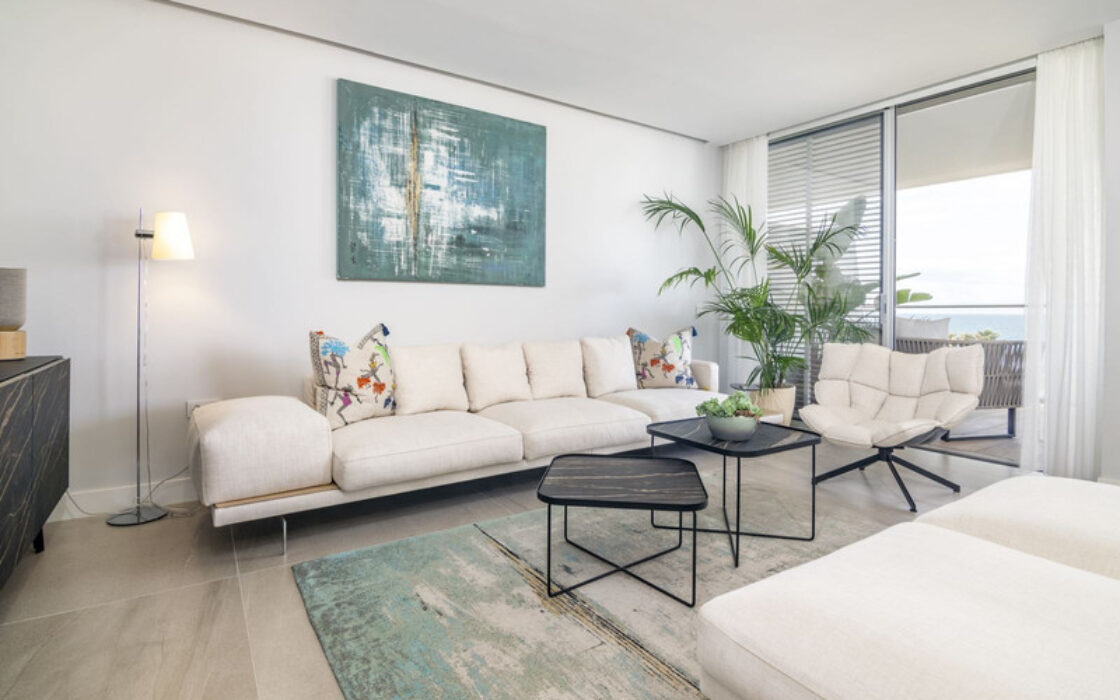 Ексклюзивна квартира з терасою в Естепоні 170 кв.м 3 спальні