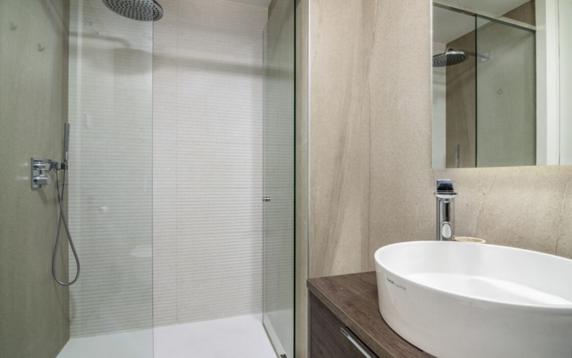 Ексклюзивна квартира з терасою в Естепоні 170 кв.м 3 спальні