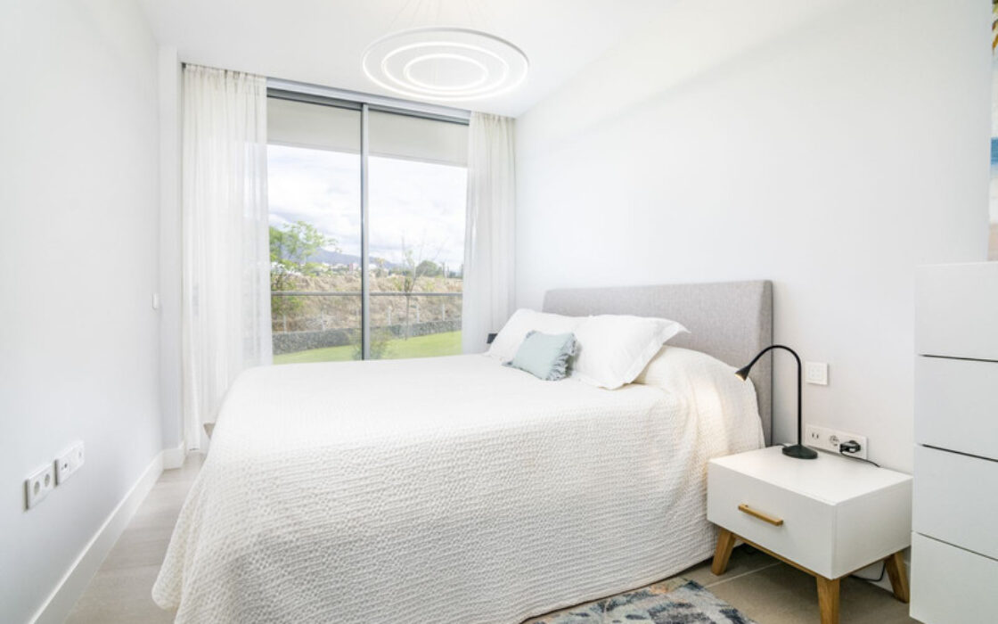 Ексклюзивна квартира з терасою в Естепоні 170 кв.м 3 спальні