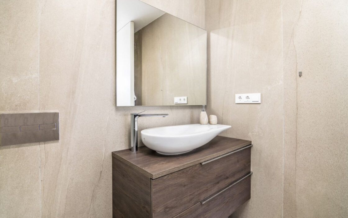 Ексклюзивна квартира з терасою в Естепоні 170 кв.м 3 спальні