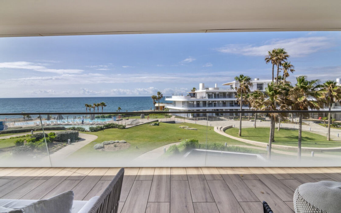 Ексклюзивна квартира з терасою в Естепоні 170 кв.м 3 спальні