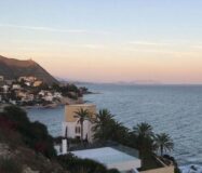 Вилла в Эль Кампельо 265 кв.м у моря с террасой и бассейном