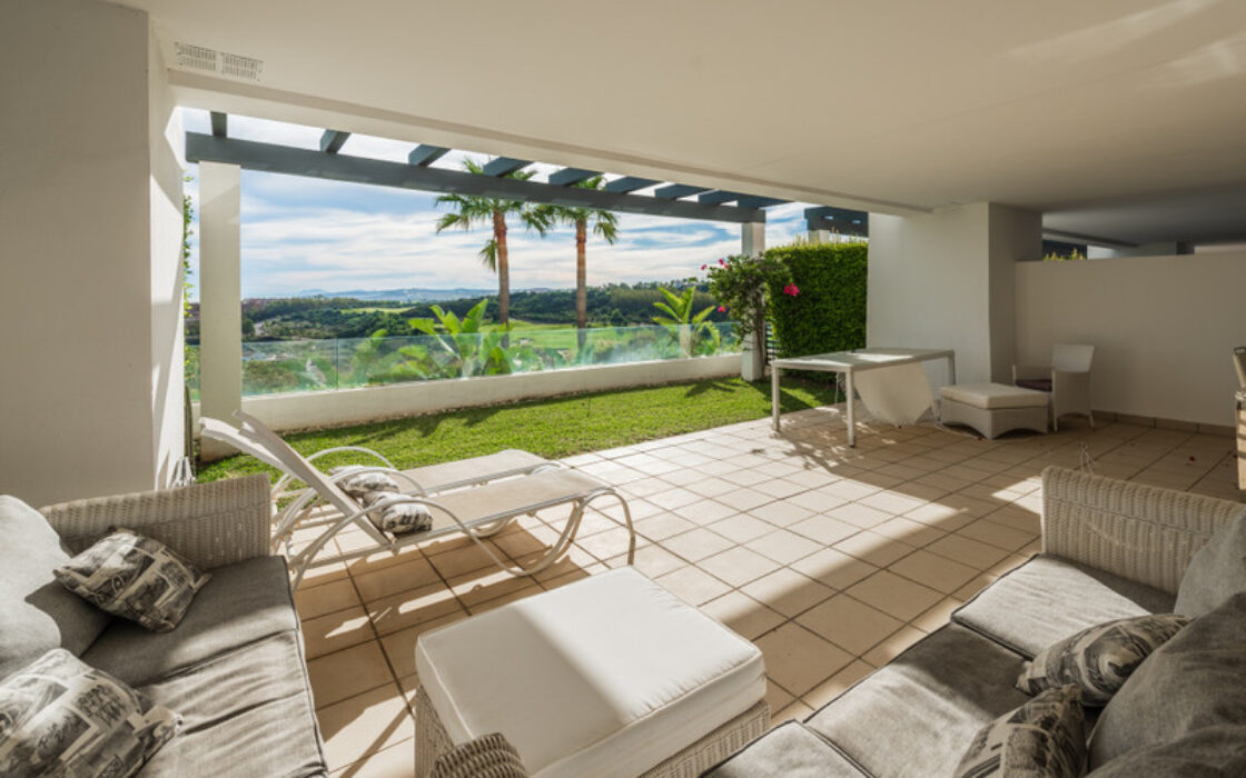 Квартира у моря с террасой 130 кв.м в Малаге