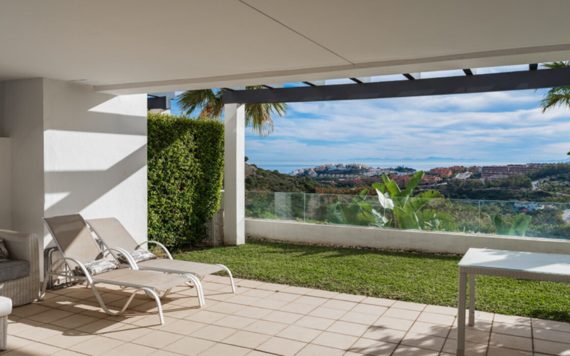 Квартира у моря с террасой 130 кв.м в Малаге