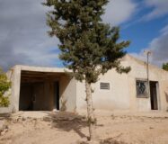 Будинок в Abanilla 100 кв.м з ділянкою 15652 кв.м біля річки