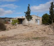 Будинок в Abanilla 100 кв.м з ділянкою 15652 кв.м біля річки