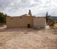 Будинок в Abanilla 100 кв.м з ділянкою 15652 кв.м біля річки