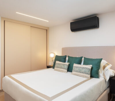 Квартира 2+2 на першому поверсі біля моря в Сан Педро де Алькантара