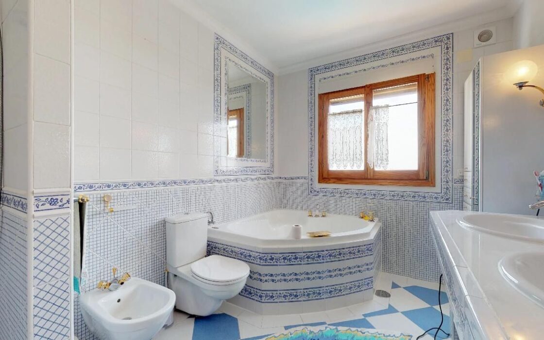 Вілла в Кальпе з приголомшливим видом на море 399 кв.м