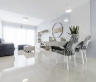 Нові вілли в Сан-Мігель-де-Салінас з терасою 135 кв.м.