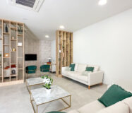 Просторная квартира с террасой и видом на море в новостройке