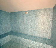 Просторная квартира с террасой и видом на море в новостройке